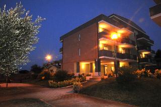 Isa Fiumicino Airport Residence otel fotoğrafı