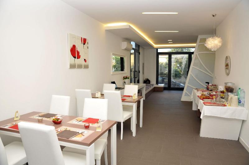 Isa Fiumicino Airport Residence - Restoran