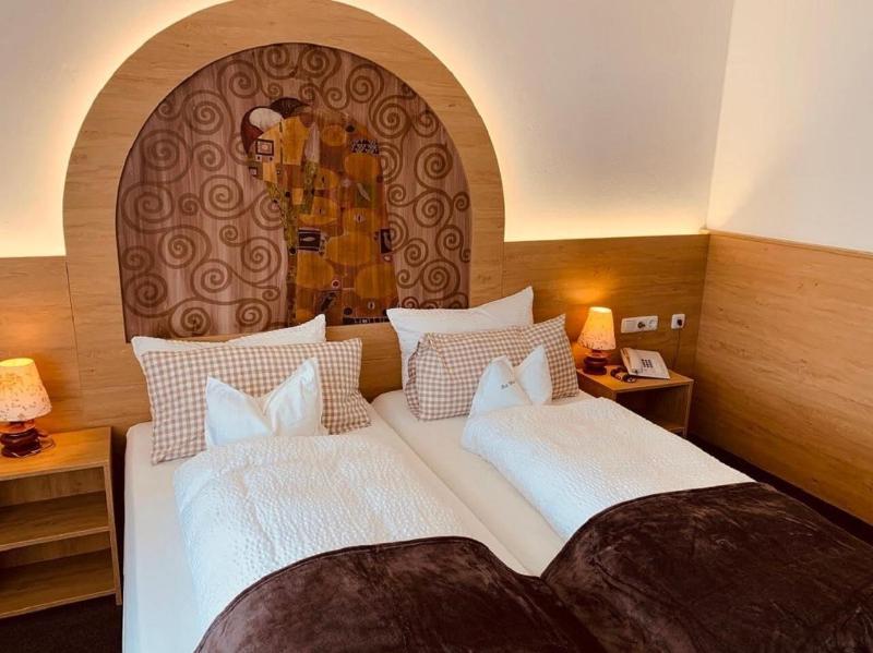 Isar Hotel - Oda