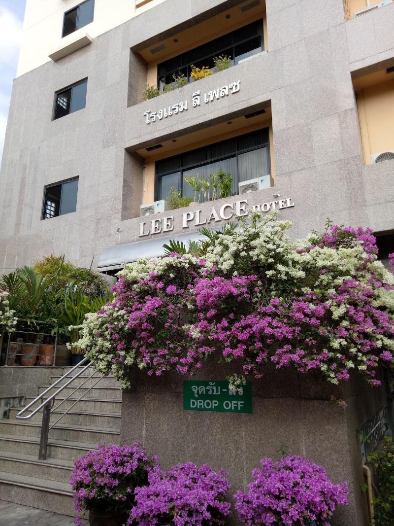 Lee Place Hotel - Genel