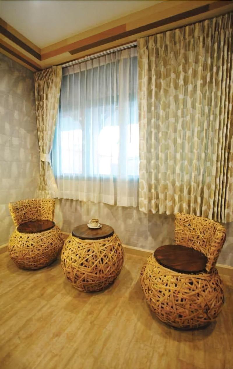 Focal Local Bed And Breakfast - Oda