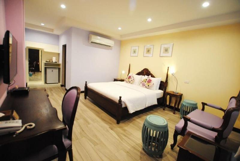 Focal Local Bed And Breakfast - Oda