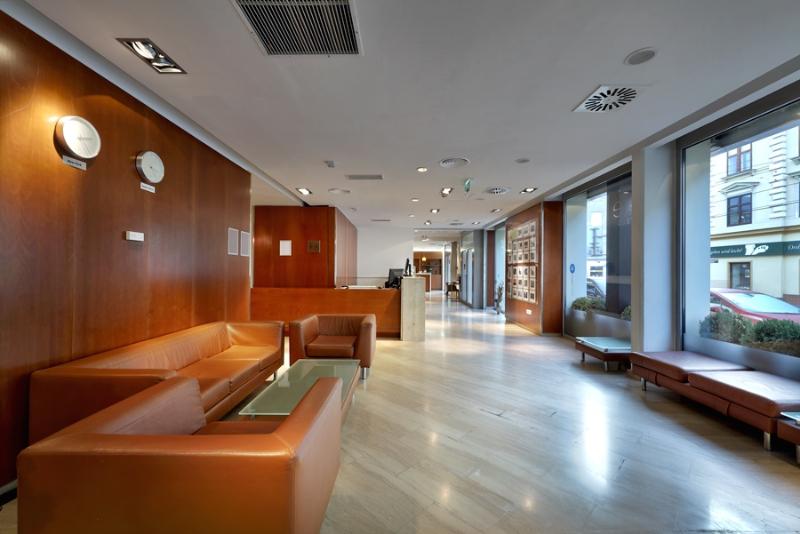 Exe Vienna Hotel - Lobi