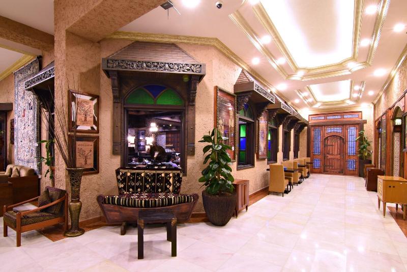 Karan Hotel - Lobi
