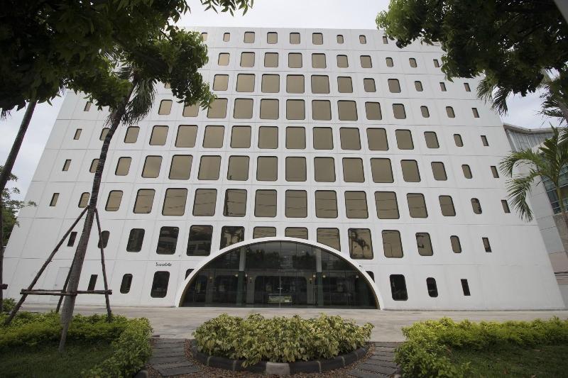 Justice Hotel - Genel