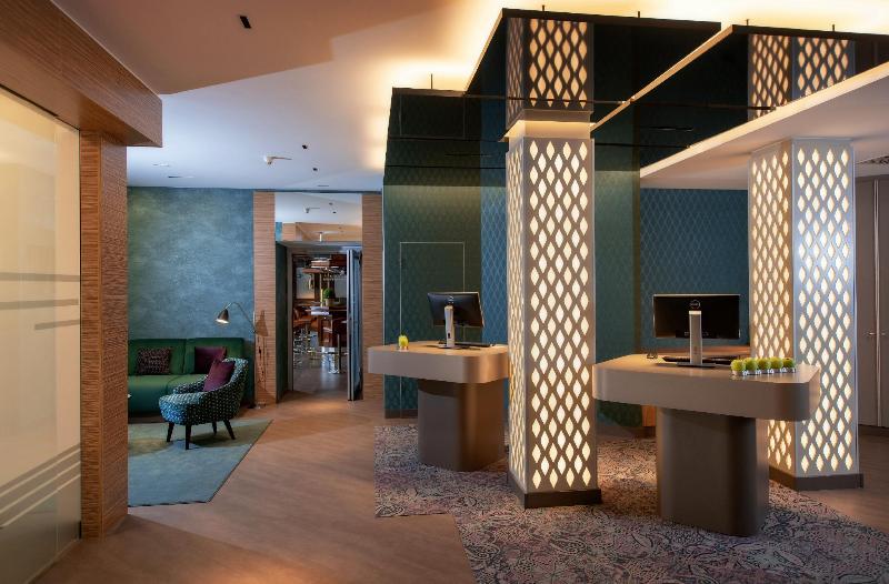 Mercure Hotel Koeln Belfortstrasse - Lobi
