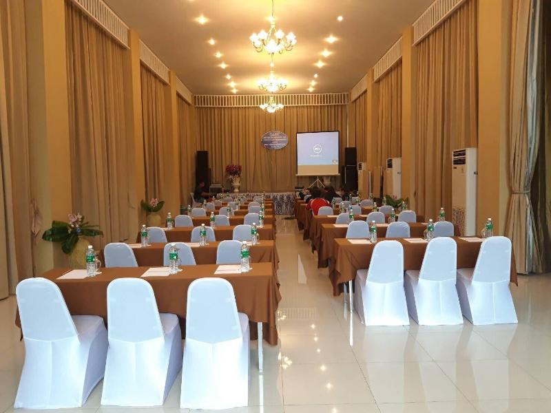 Nsiri Resort & Hotel - Toplantı