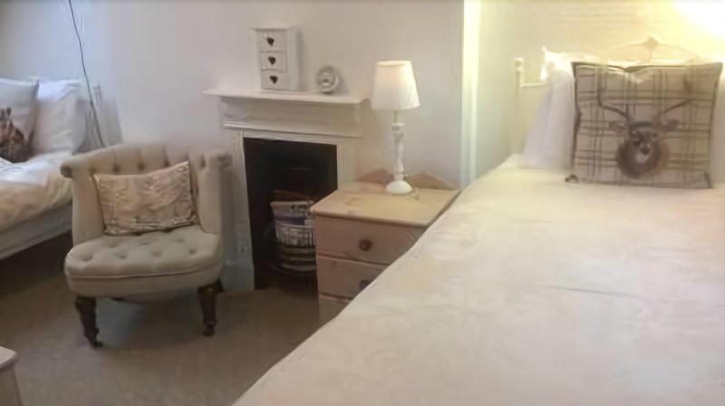 Anton Guest House Bed And Breakfast - Oda