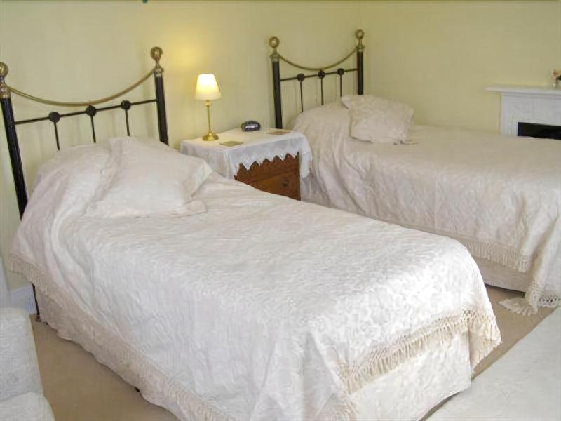 Anton Guest House Bed And Breakfast - Oda