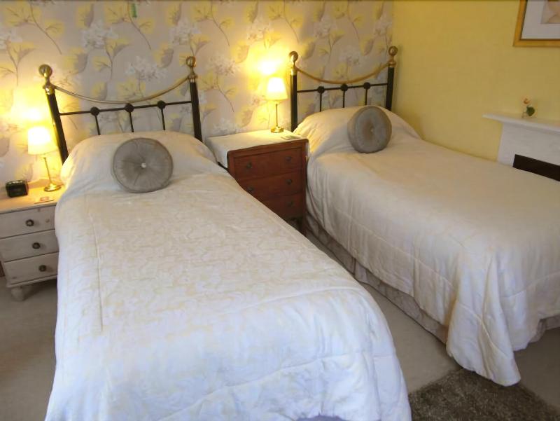 Anton Guest House Bed And Breakfast - Oda