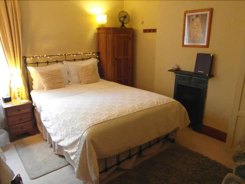 Anton Guest House Bed And Breakfast - Oda