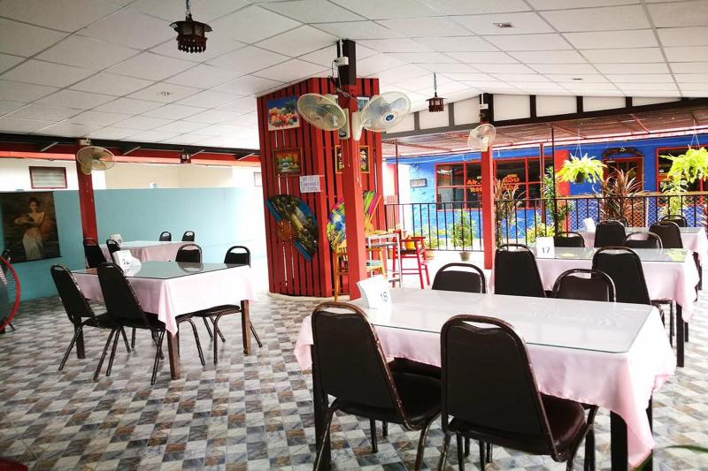 Smiley Frog - Restoran