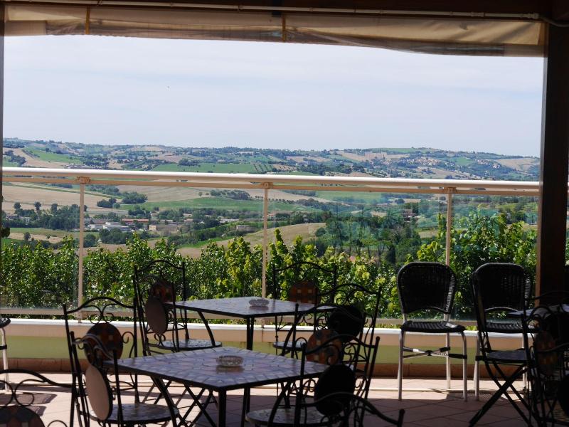La Cantinella - Bar