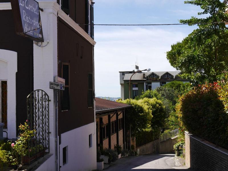 La Cantinella - Genel
