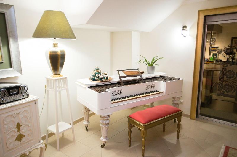 Luxury Guest House Opus One - Lobi