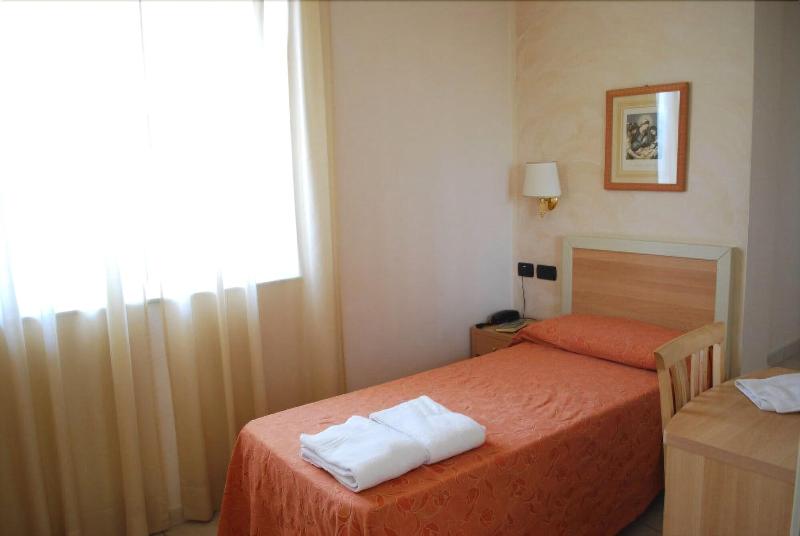 La Versiliana Hotel - Oda