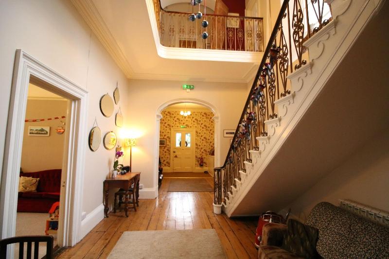 Laston House - Lobi