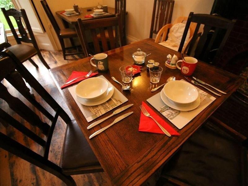 Laston House - Restoran