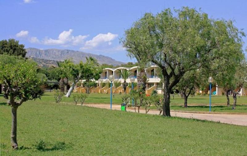 MClub Alicudi - Genel