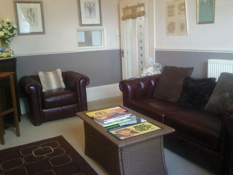 Whitecliff View - Bar