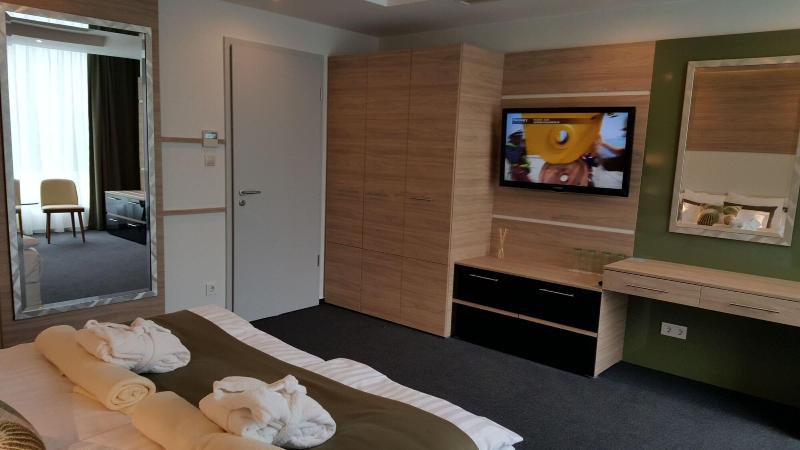 Hotel ZENA beauty & shopping center - Oda