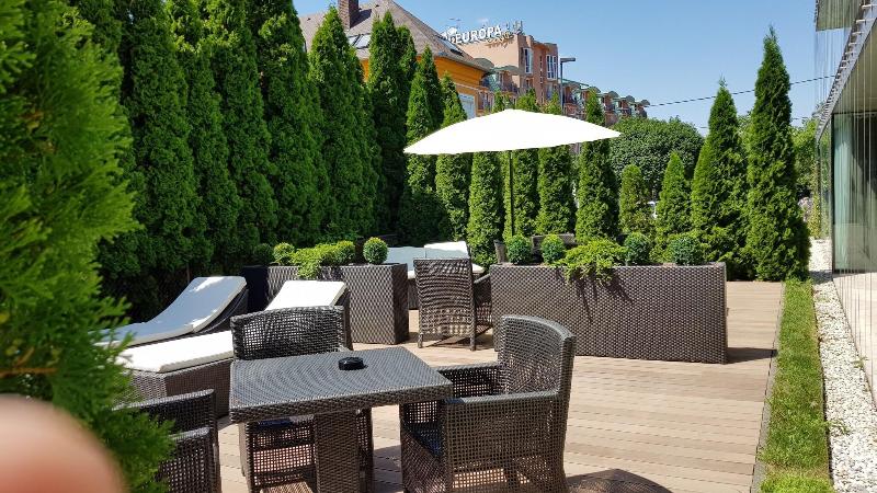 Hotel ZENA beauty & shopping center - Teras