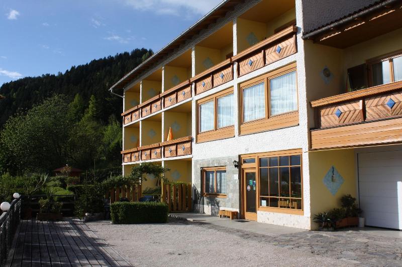 Pension zum Mühlrad - Lobi