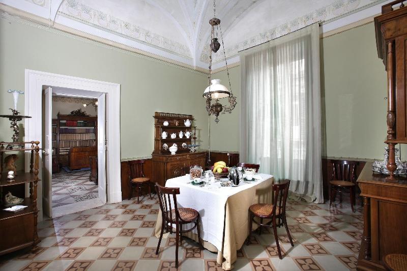 Historical Suites Vvm - Restoran