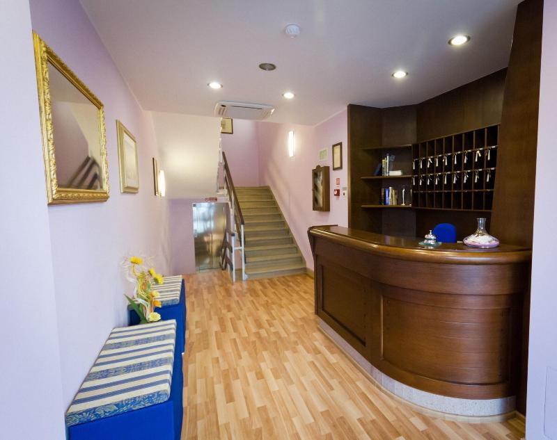 Hotel Donnini - Lobi