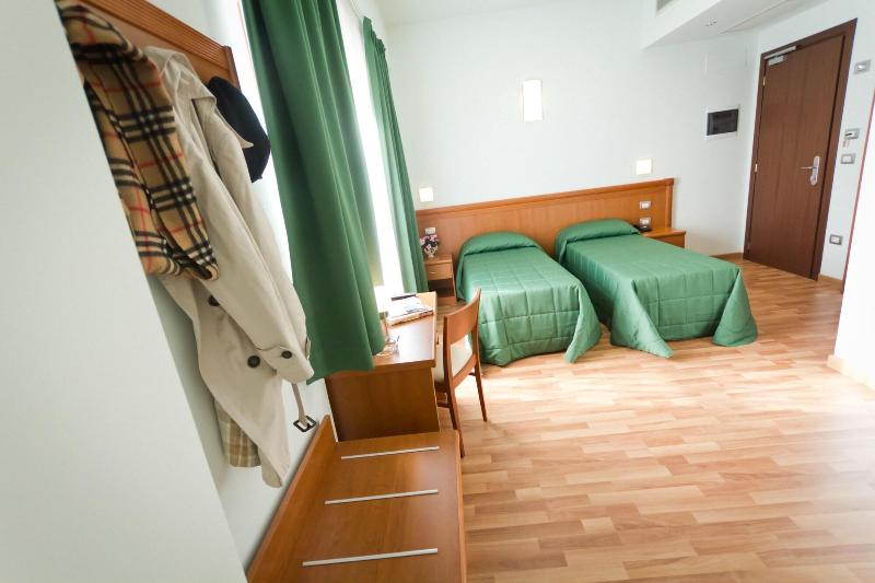 Hotel Donnini - Oda