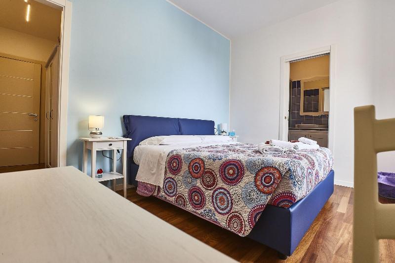 B&B HomEitaly Civitavecchia - Oda