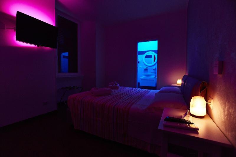 B&B HomEitaly Civitavecchia - Oda