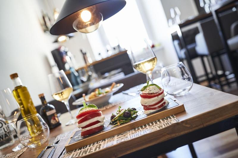 B&B HomEitaly Civitavecchia - Restoran