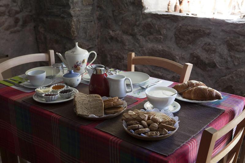 Bed & Breakfast Le Rosier - Restoran