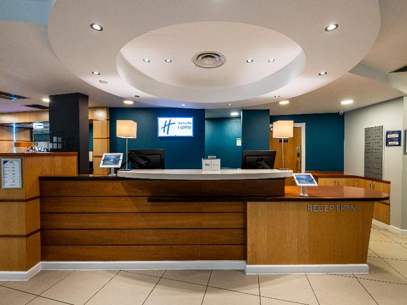 Holiday Inn Express Glasgow City Riverside - Genel