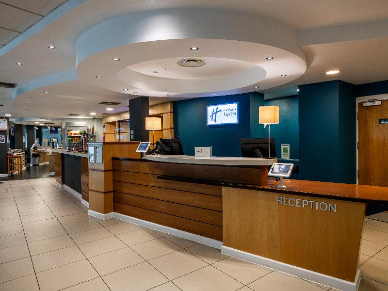 Holiday Inn Express Glasgow City Riverside - Genel