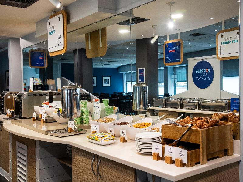 Holiday Inn Express Glasgow City Riverside - Restoran