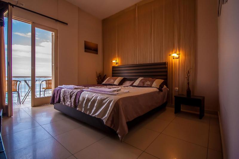 Hotel Plaza - Genel