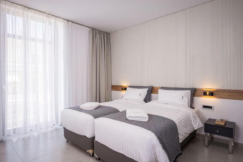 Central City Hotel - Genel