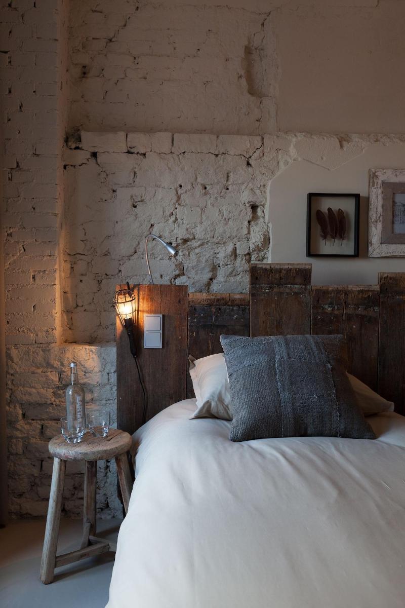 Mother Goose Hotel - Oda