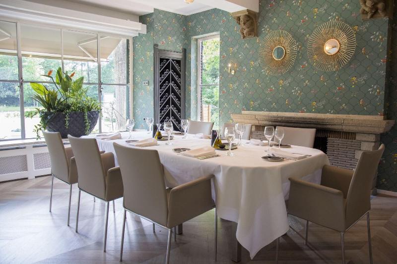Auberge Du Bonheur - Restoran
