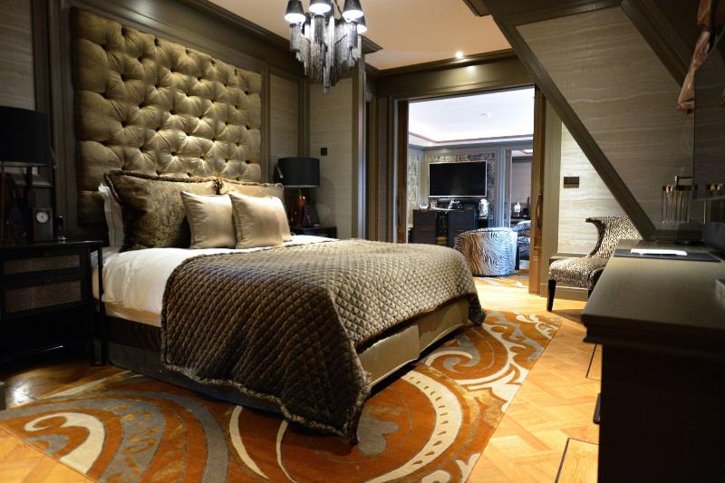 Hotel Twentyseven - Oda