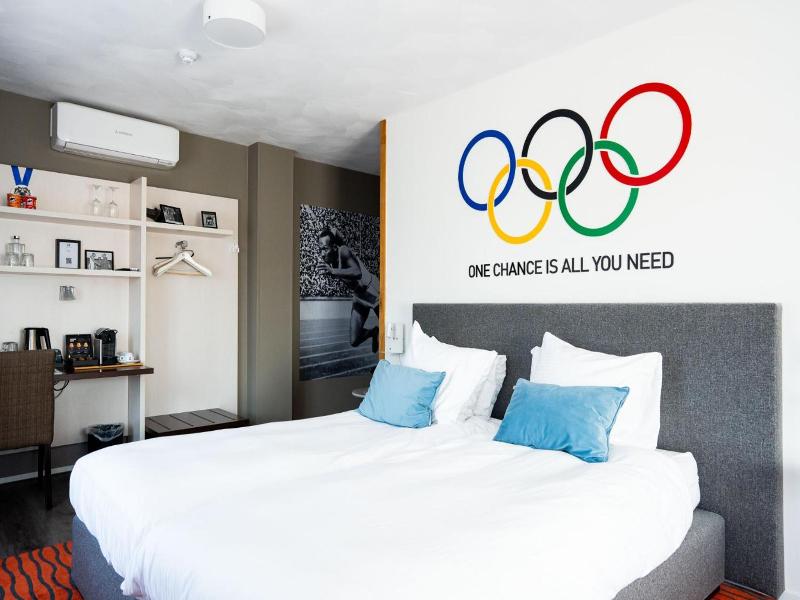 Hotel De Wereld - Genel