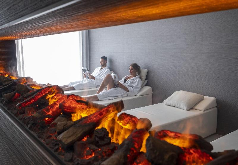 Van Der Valk Hotel Vianen - Utrecht - Havuz