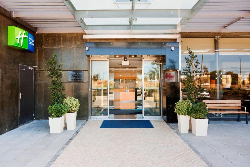 Holiday Inn Express Lisbon-Oeiras - Lobi