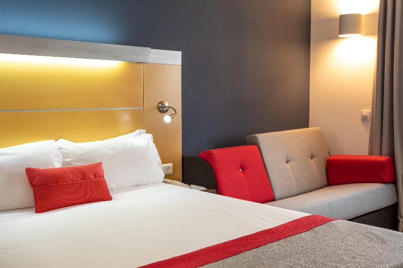 Holiday Inn Express Lisbon-Oeiras - Oda