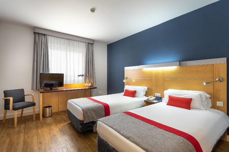 Holiday Inn Express Lisbon-Oeiras - Oda