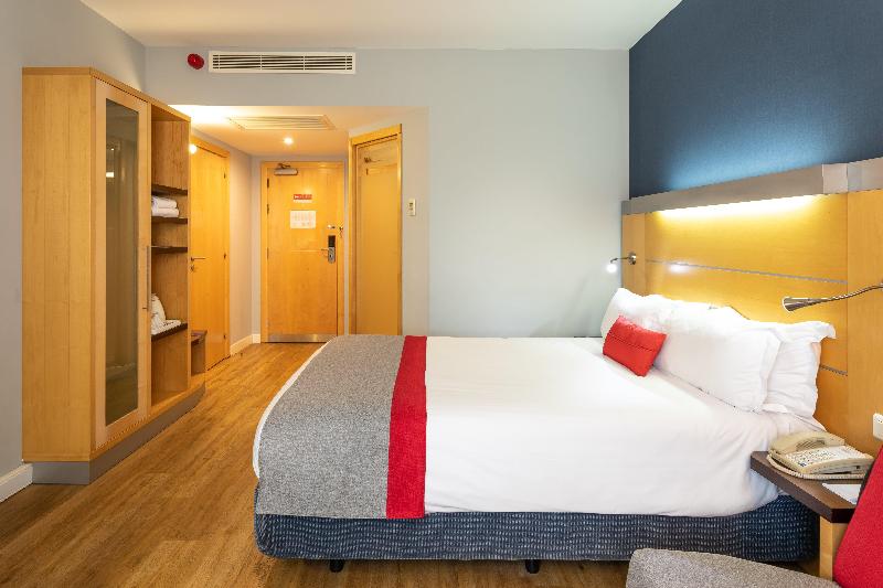 Holiday Inn Express Lisbon-Oeiras - Oda