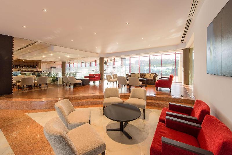 Aeminium Coimbra, Affiliated by Meliá - Bar