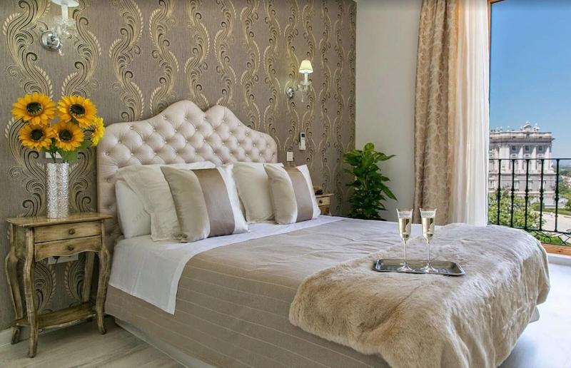 Hostal Central Palace Madrid - Genel
